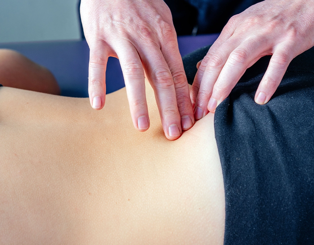 Testing & diagnosis of soft tissue dysfunction in Mansfield - Mathew Price deep tissue massage Mansfield